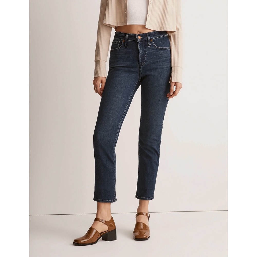 Madewell‎ Mid-Rise Stovepipe Straight Leg Jeans in Dahill Wash